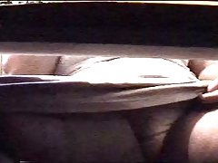 Пара симпатичних дівчат займається сексом один з одним і загальним коханцем п'яні дівчата секс порно відео