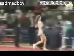 Сучка схилила дівчину до клиторальным лизаниям порно ебут таню