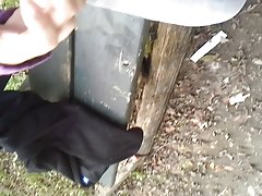 Молоду блондинку з милим личком жорстко трахнув в зад товсті циганки порно