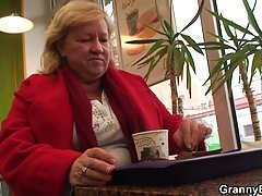 Глибокий анальний фістинг з брюнеткою порно фільми сімейних російських пар