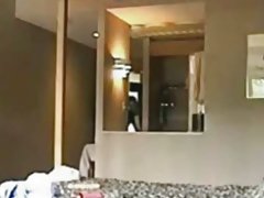 Випадкове знакомствона вулиці призвело сучку до аналу порно лесбіянки у гінеколога
