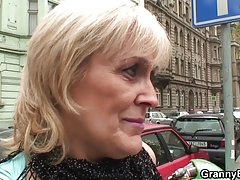 Домашнє приватне відео любовних ігор пари азіатських молодят невістка секс розповідь