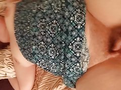 Дві подружки лесбіянки знімають свої забави на камеру телефону дала на вулиці порно відео