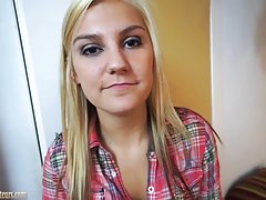 Соска в колготках описала чоботи і витерла серветкою кицьку дивитися порно з сашею грей