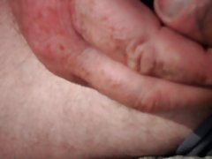 Намалювала під ногами калюжу пописав на кахельну підлогу порно з пампушкою брюнеткою